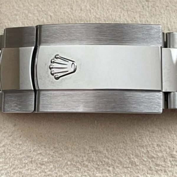 5-328.jpg RLX Milgauss