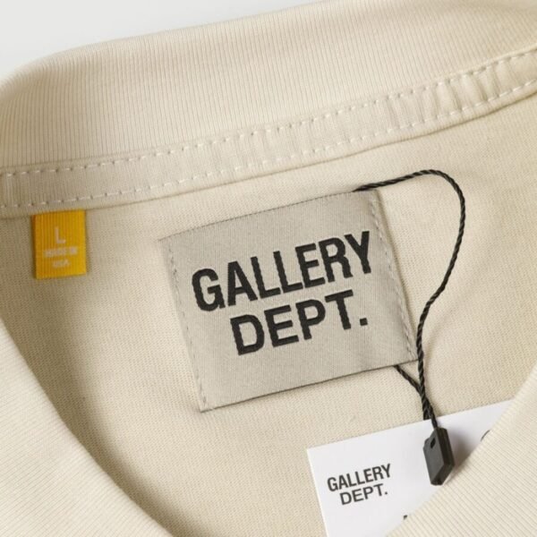 GLRY DPT T-shirt