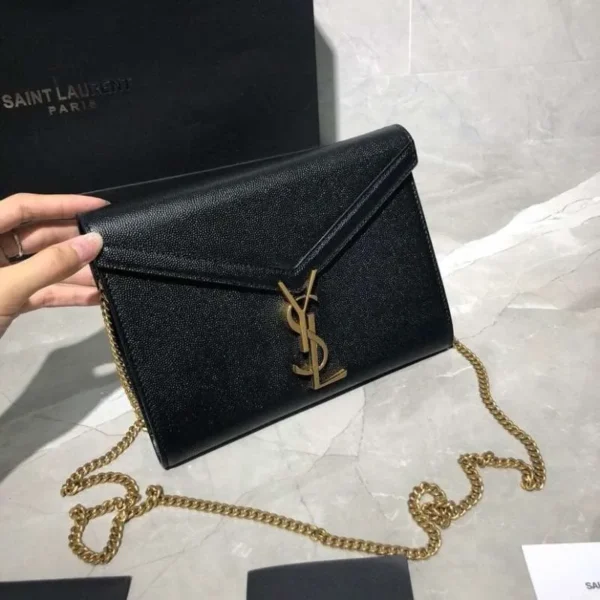 yves-saint-laurent-cassandra-chain-wallet-ysl013.webp Yves Saint Laurent Cassandra Chain Wallet YSL013
