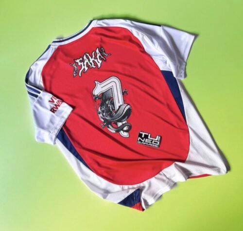 28ad3712.jpg Camiseta Arsenal dorsales especiales