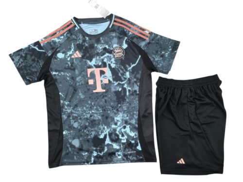 Conjunto Bayern Múnich 24/25 2ª equipación
