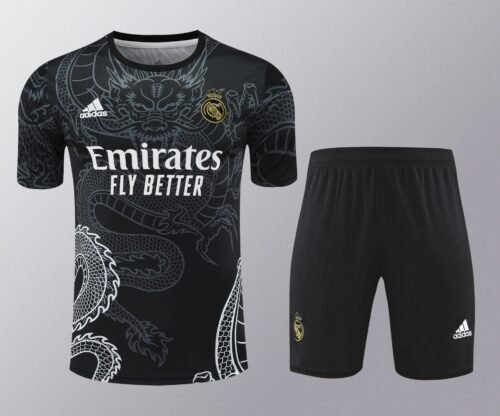 Conjunto de calentamiento Real Madrid dragón negro
